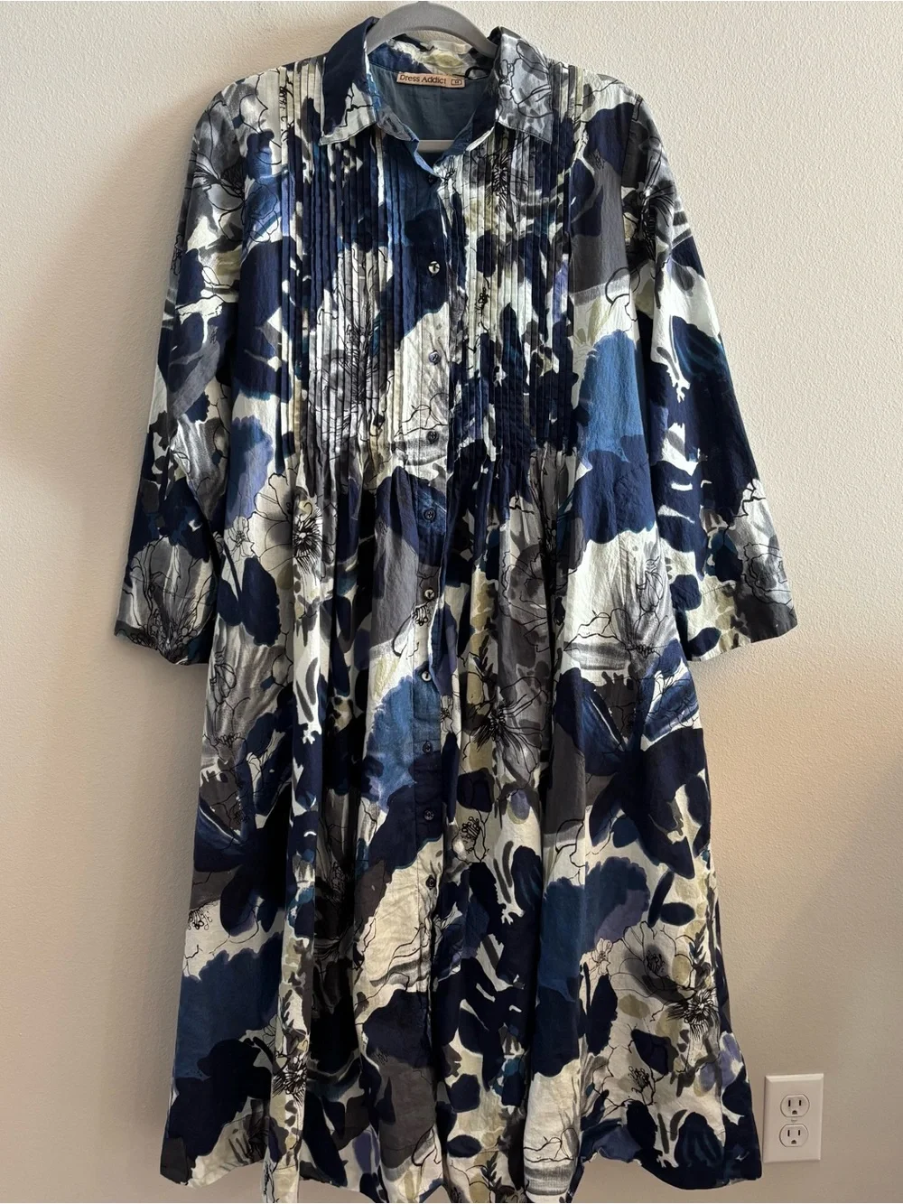 Dress Addict Floral Pleated Button Down Midi Dress Size Medium - Picture 1 of 13